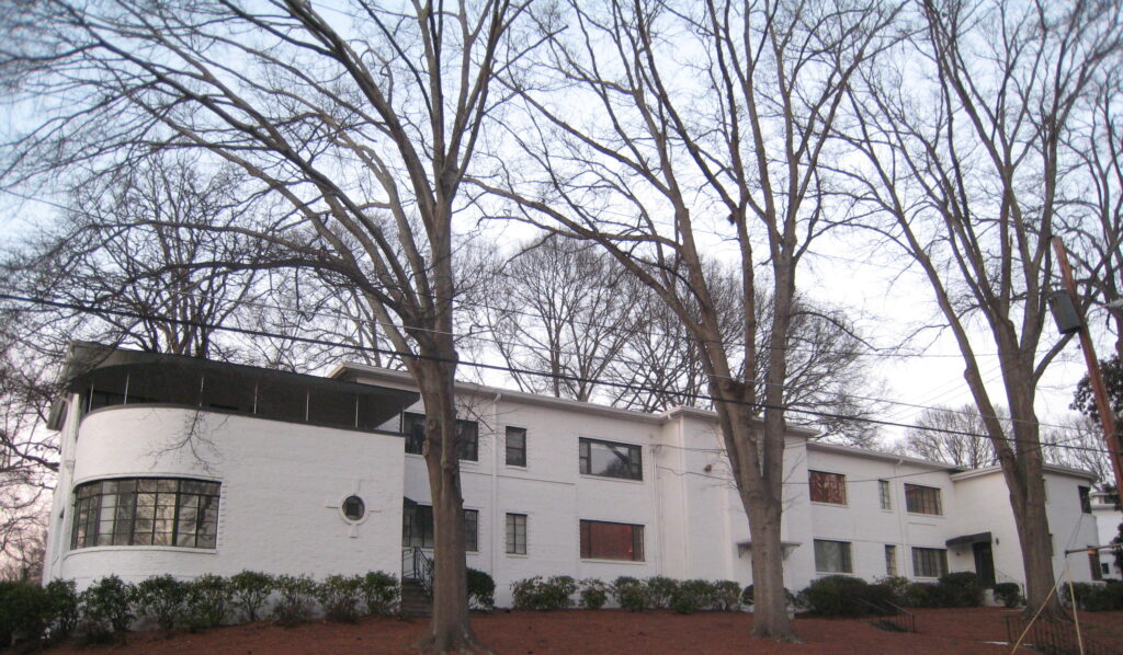 Briar Hills Apartments