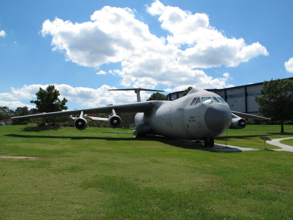 C-141B Starlifter