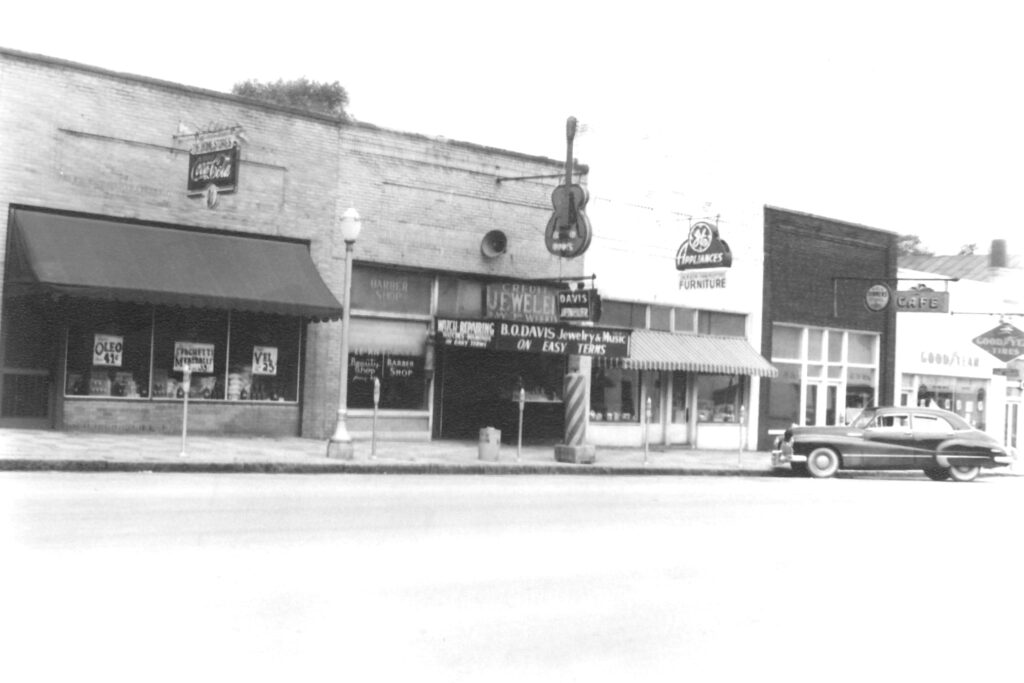 Dalton, 1950s