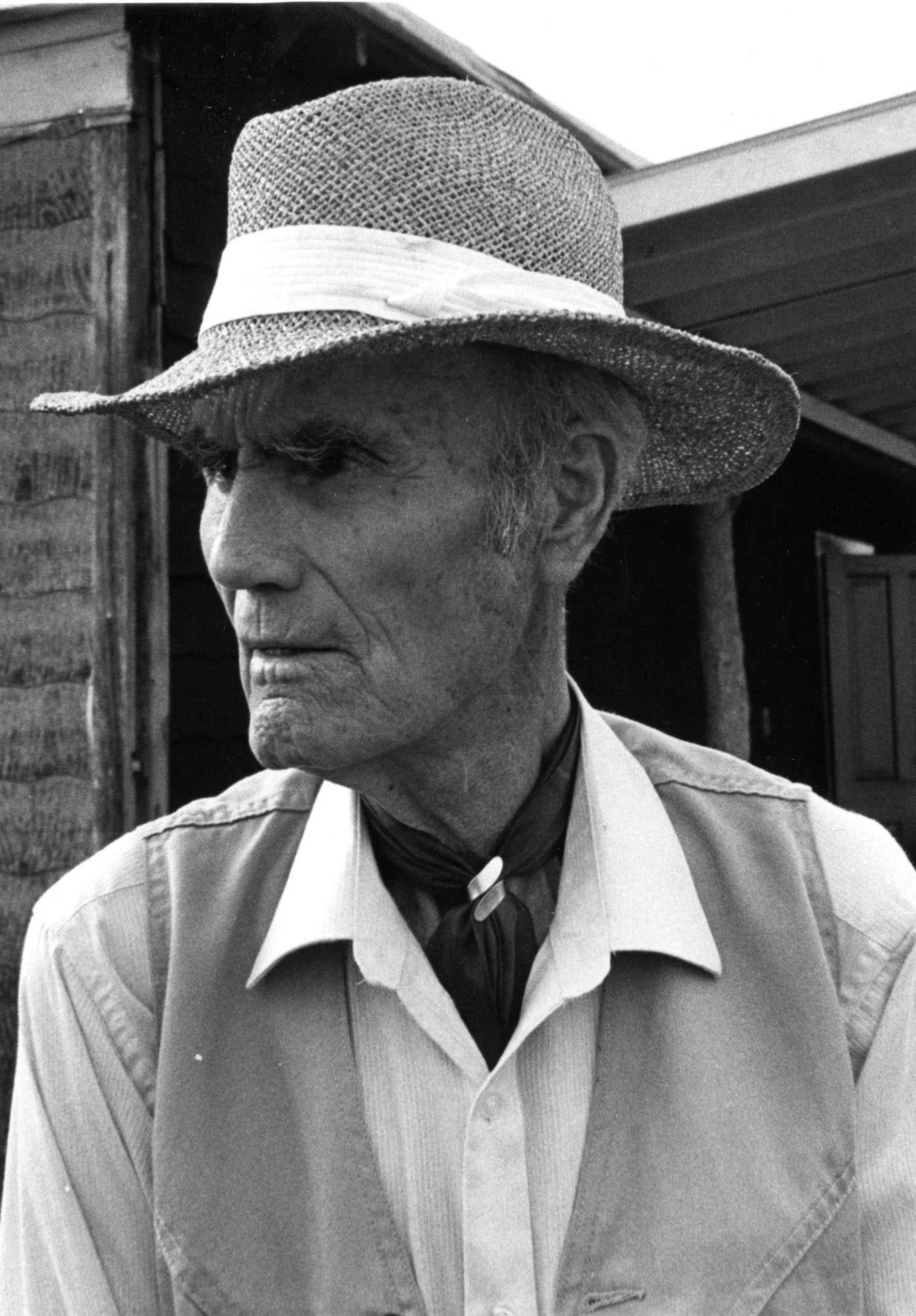 Don West's Instagram, Twitter & Facebook on IDCrawl