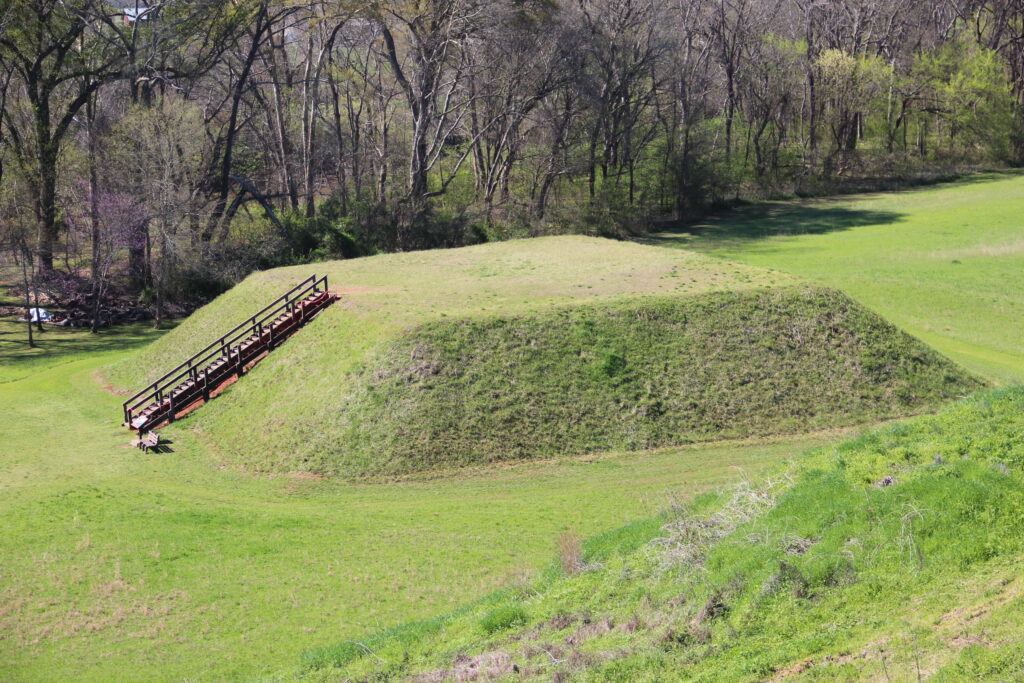 Etowah Indian Mounds
