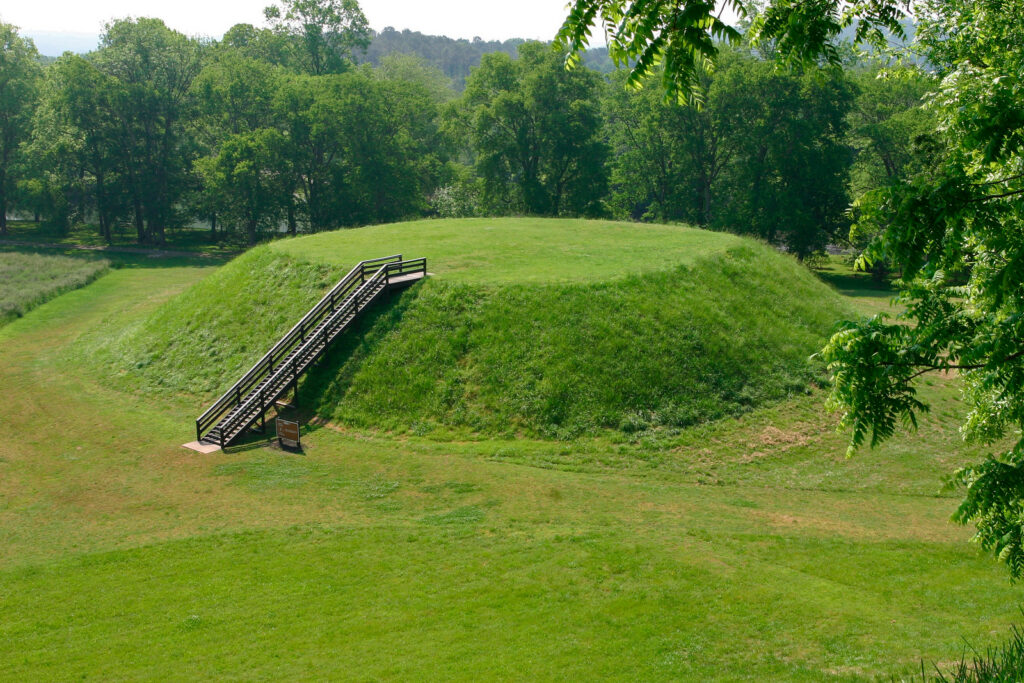 Etowah Indian Mounds