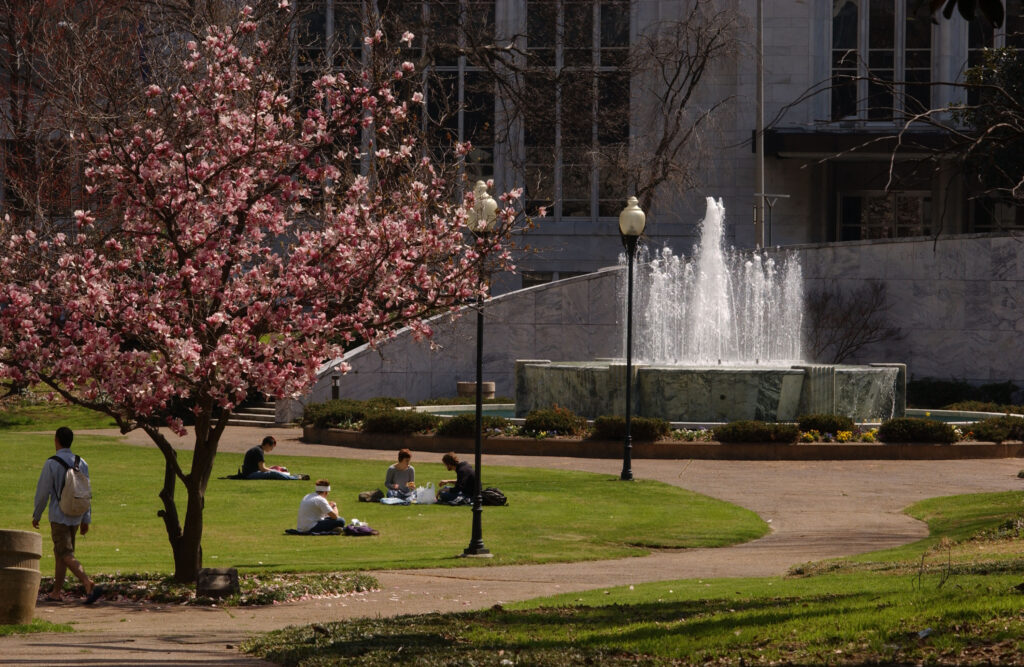 Hurt Park and Alumni Hall