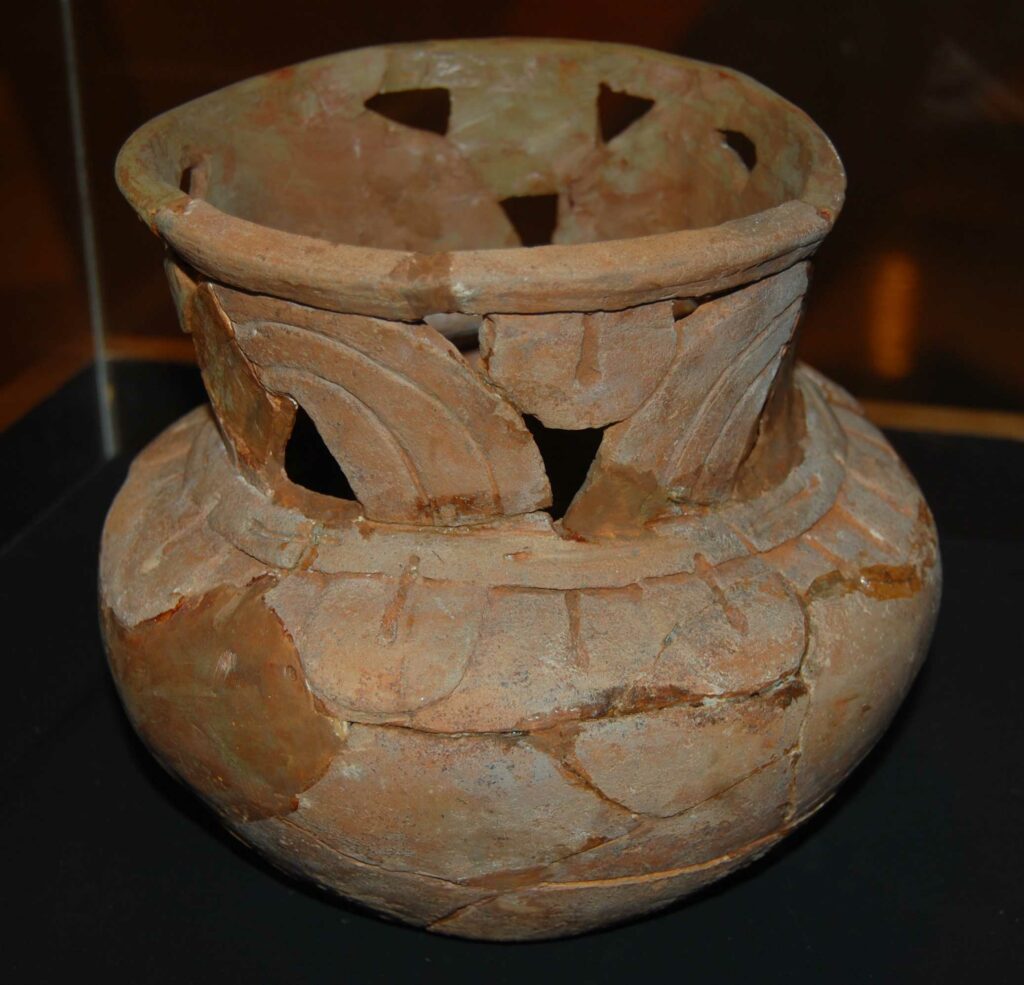 Kolomoki Artifact