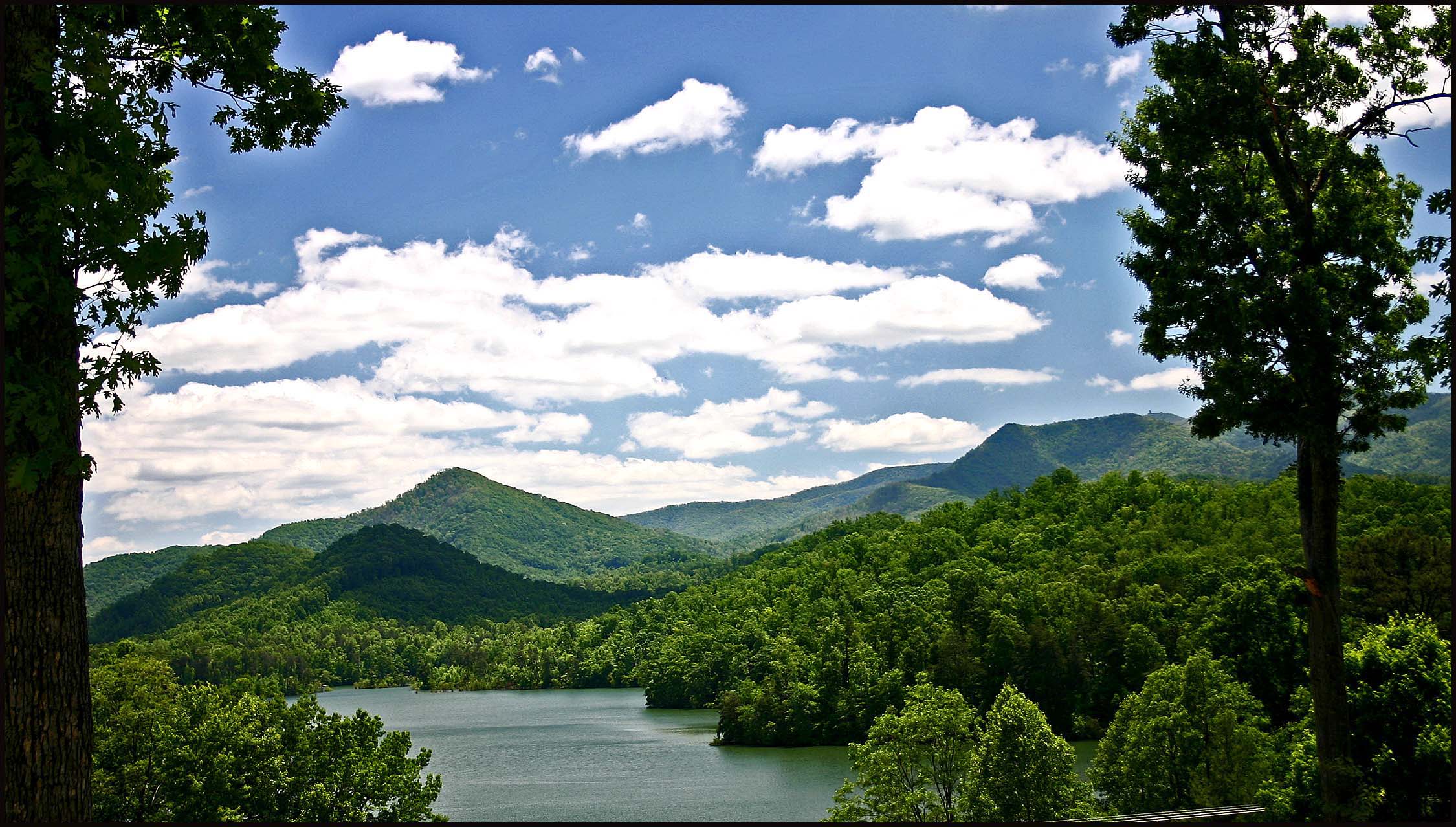 Hiawassee New Encyclopedia