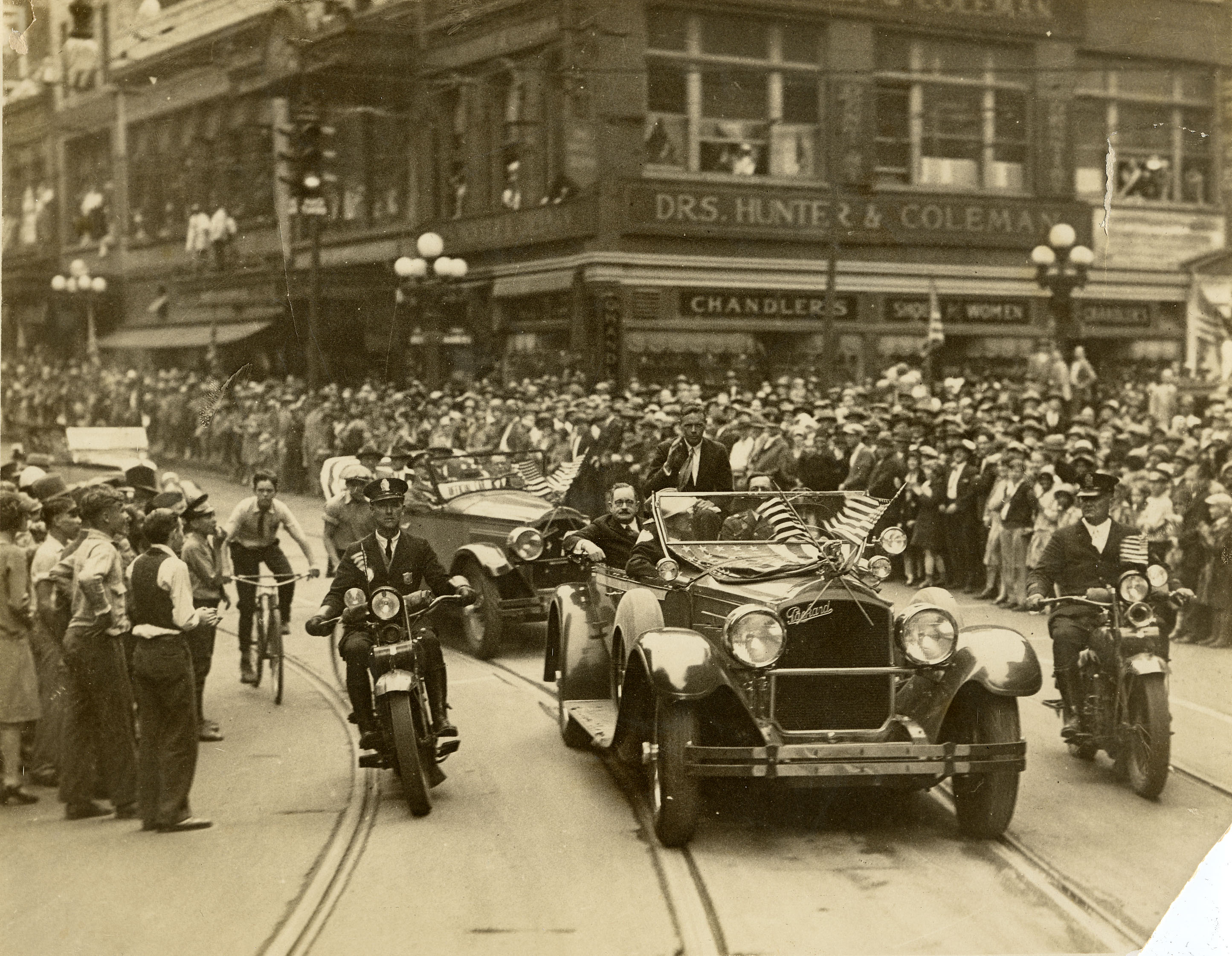 Charles Lindbergh in New Encyclopedia