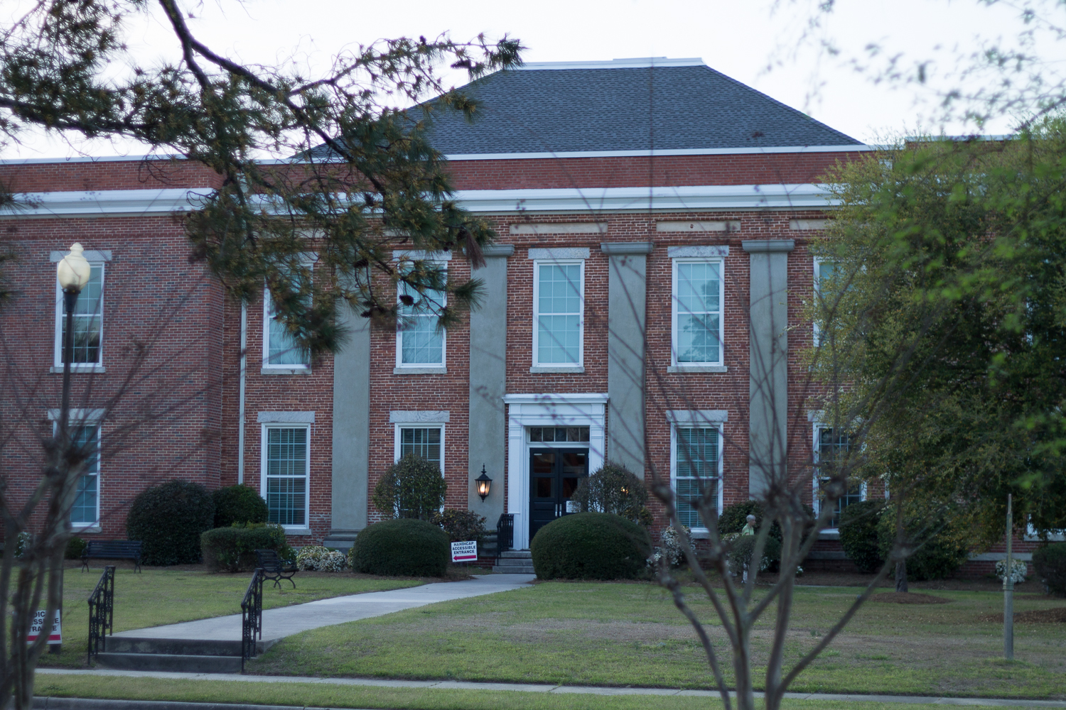 McDuffie County Courthouse