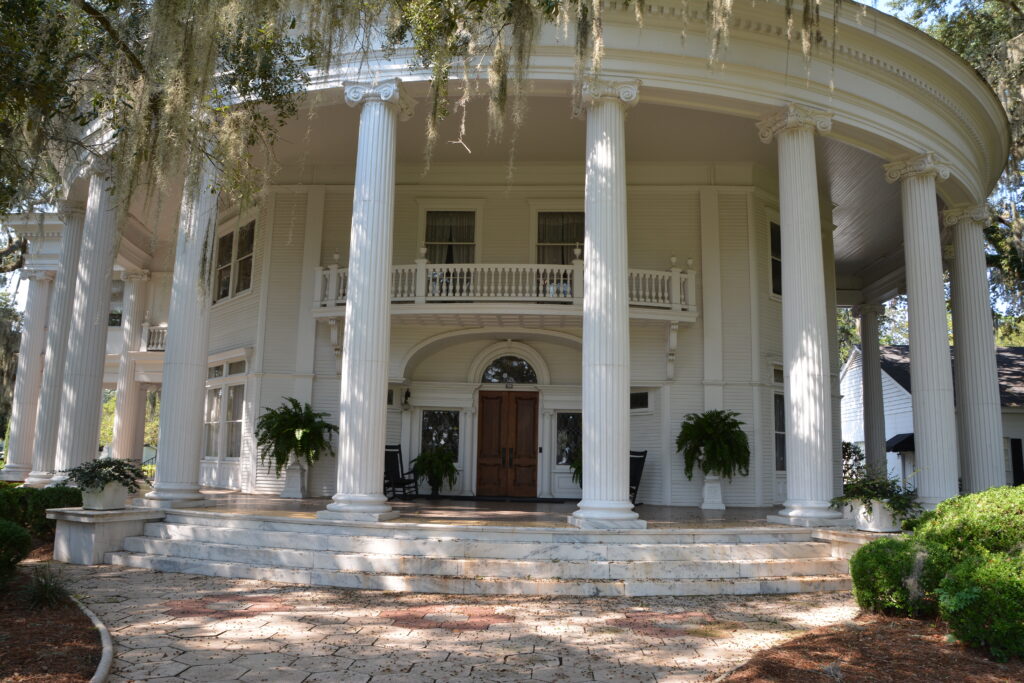 The Crescent