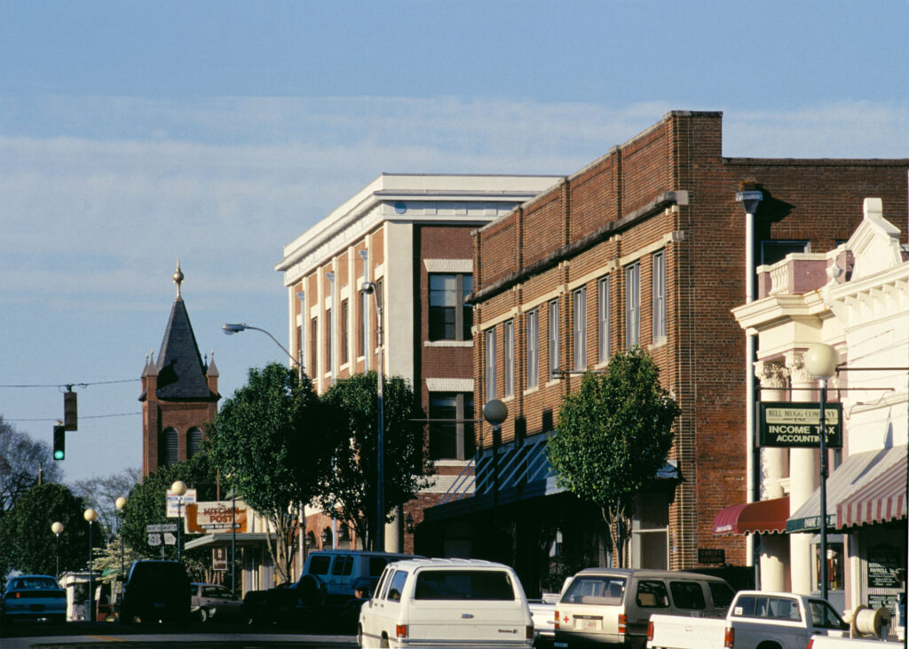 Love Avenue, Tifton (2004)